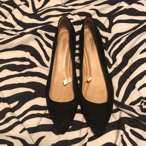Black Merona flats sz 6.5